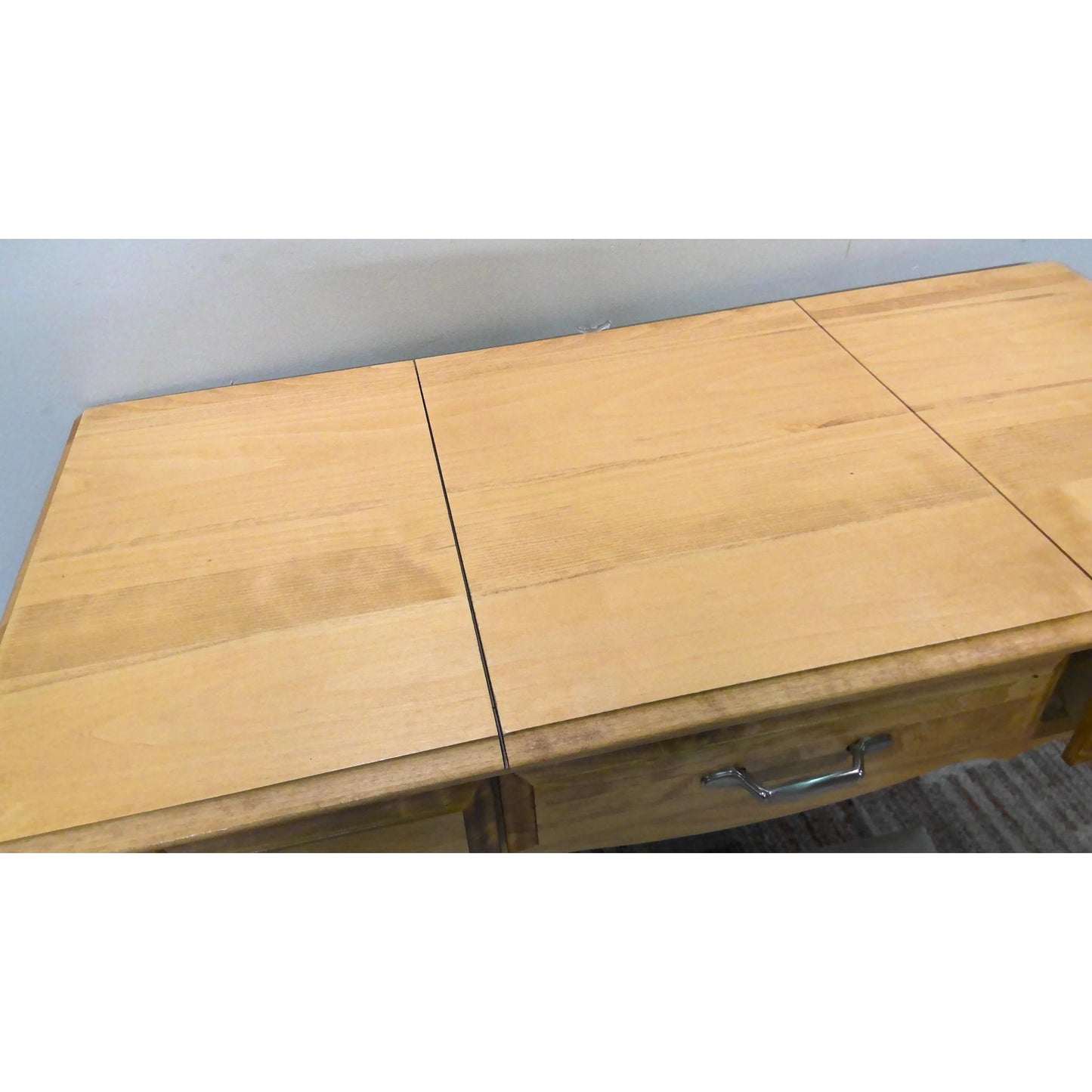 Lift-Top Vanity with Stool