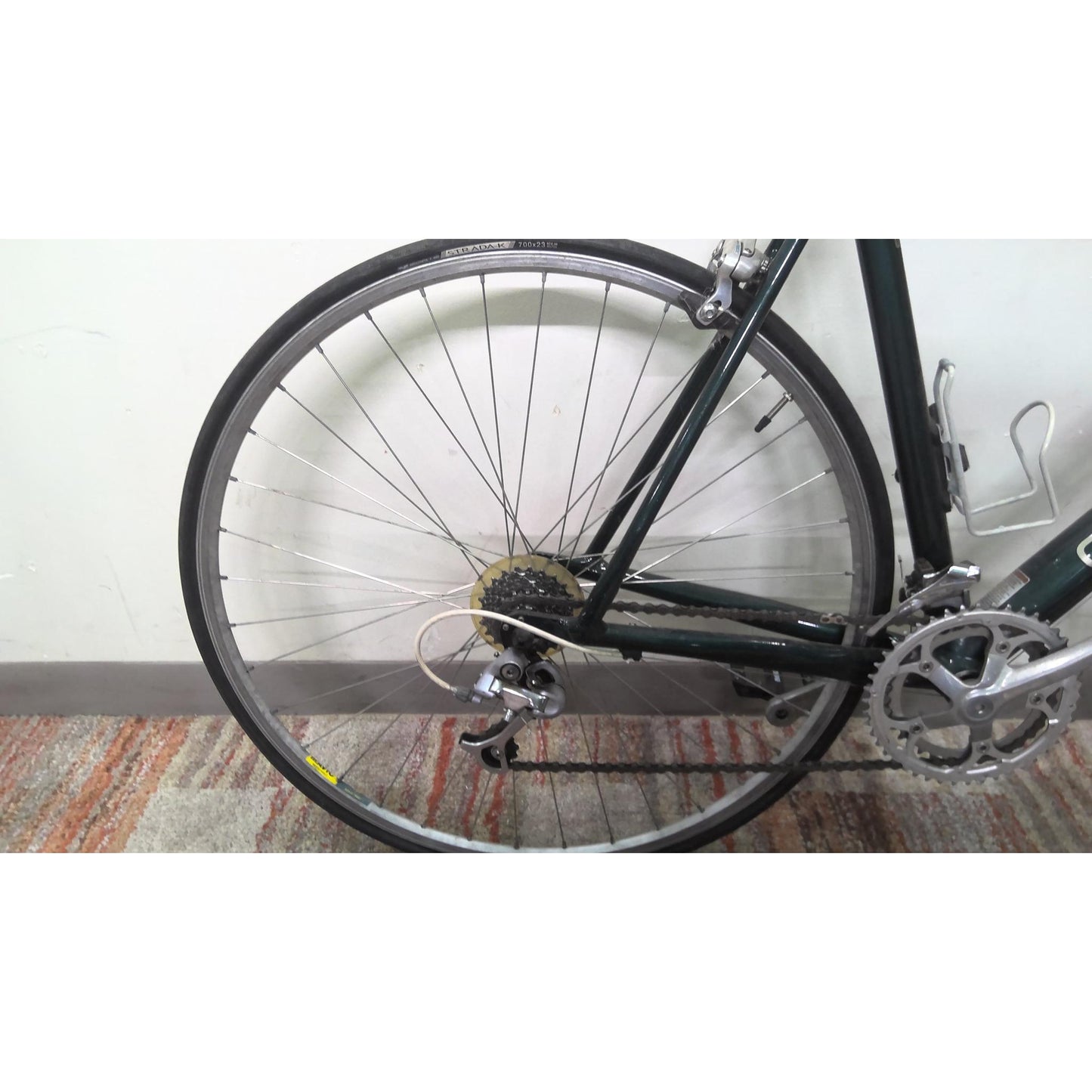 Cannondale R300 Road Bike