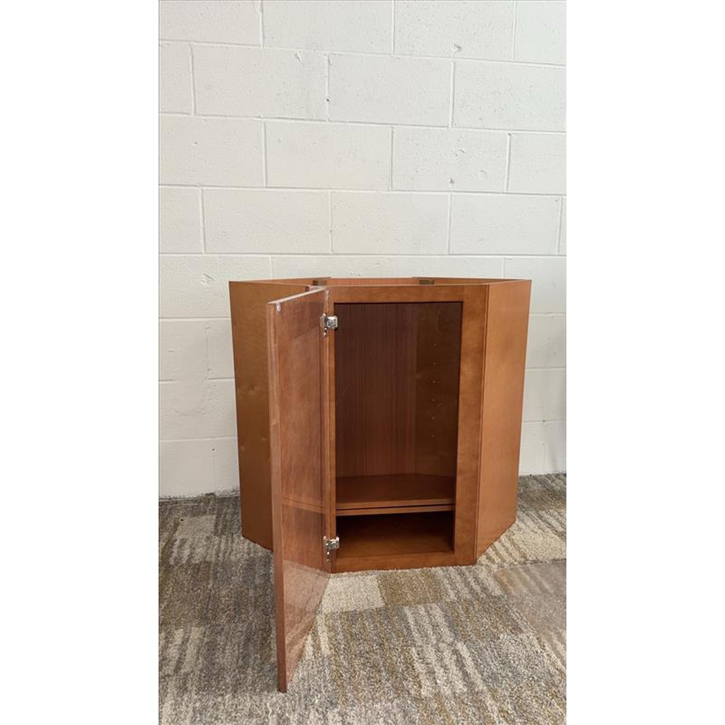 Upper Cabinet