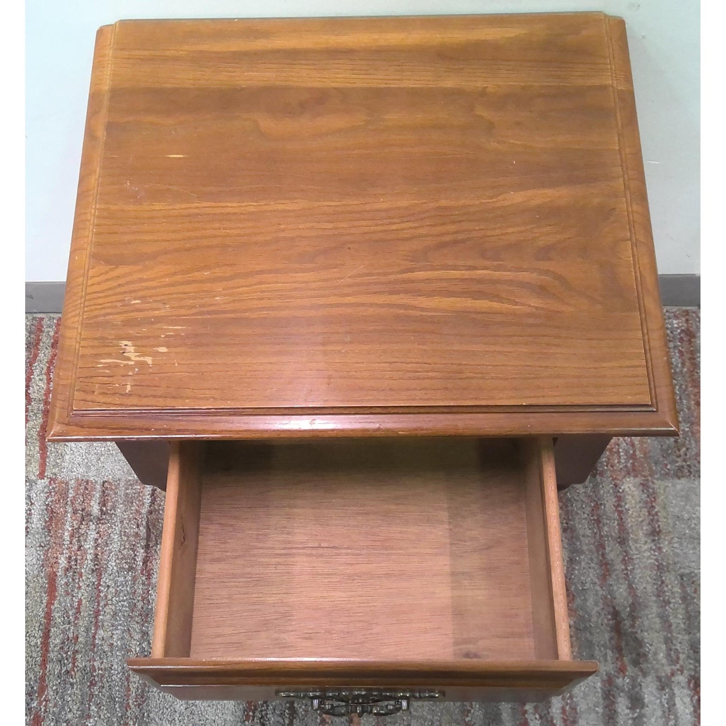 Single-Drawer Nightstand