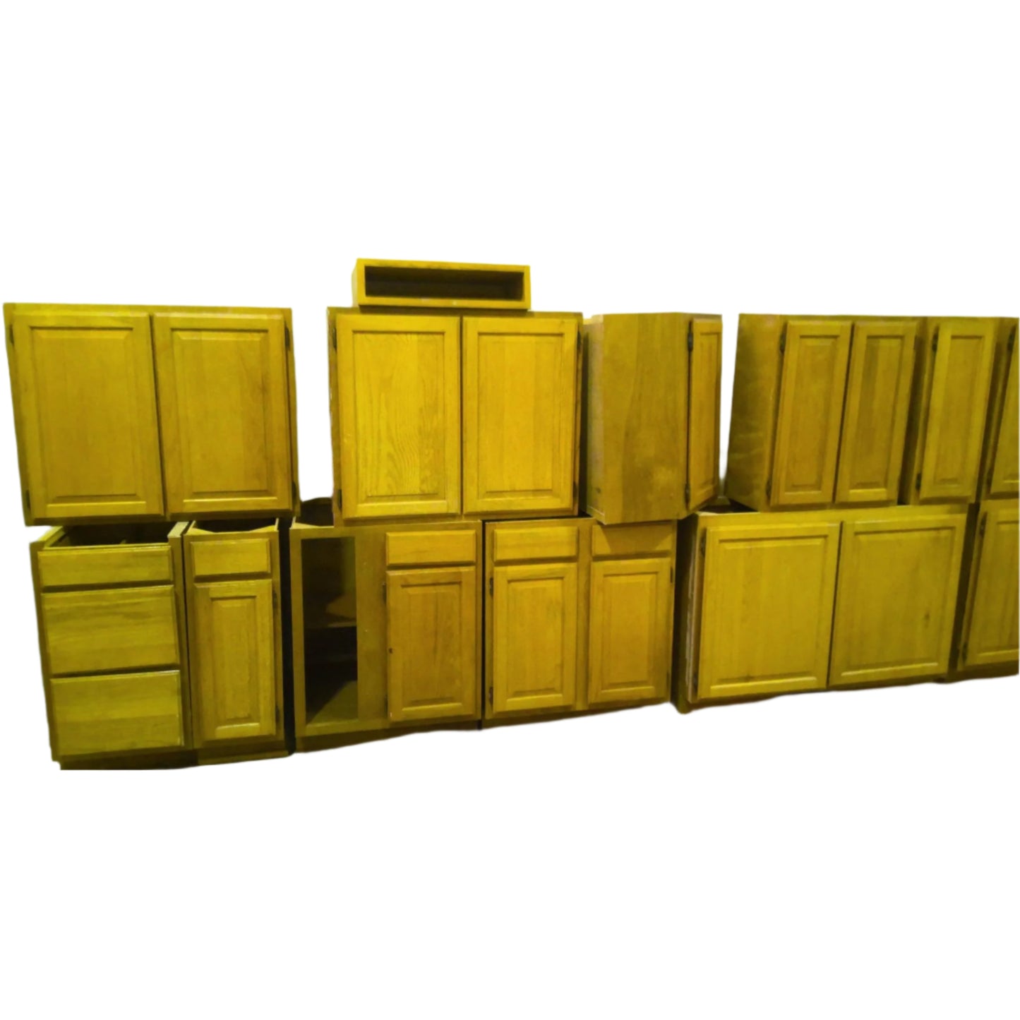 17-Piece Oak Shaker Cabinet Set