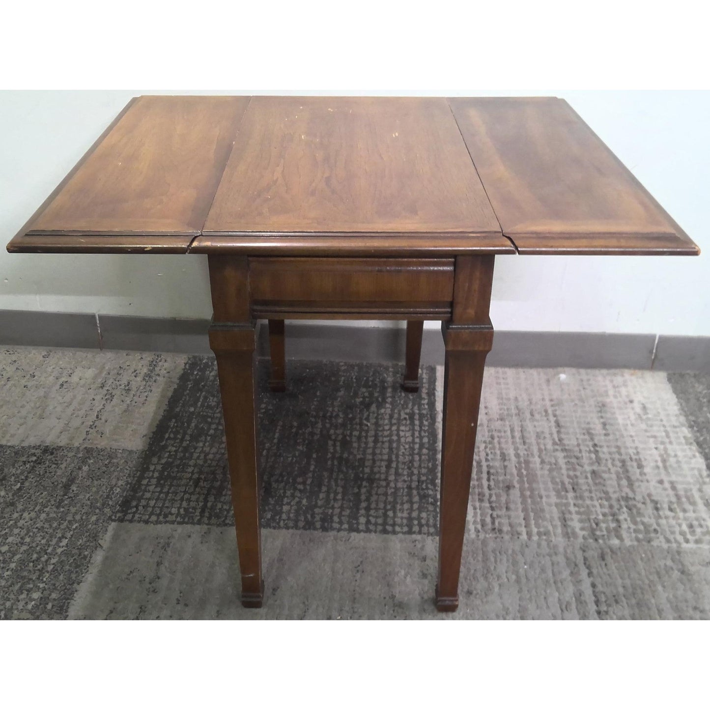 End Table with Fold Down Sides