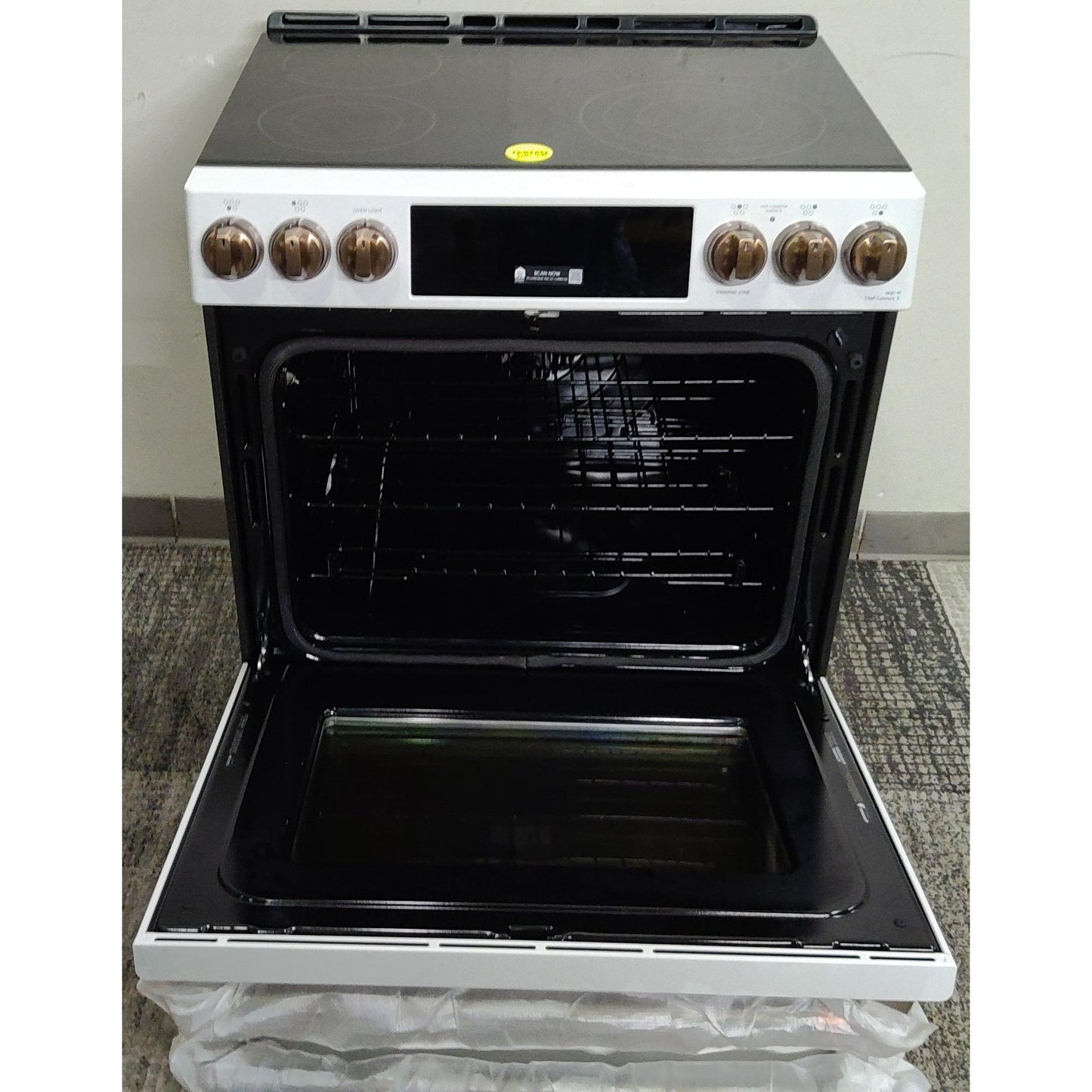 ReStore Select x Cafe 30" Smart Slide-In, Front-Control, Radiant and Convection Range - FA383542P - FL