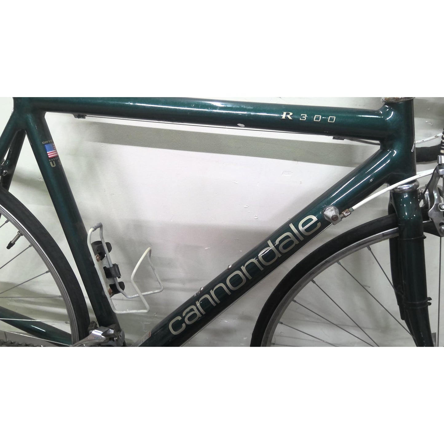 Cannondale R300 Road Bike