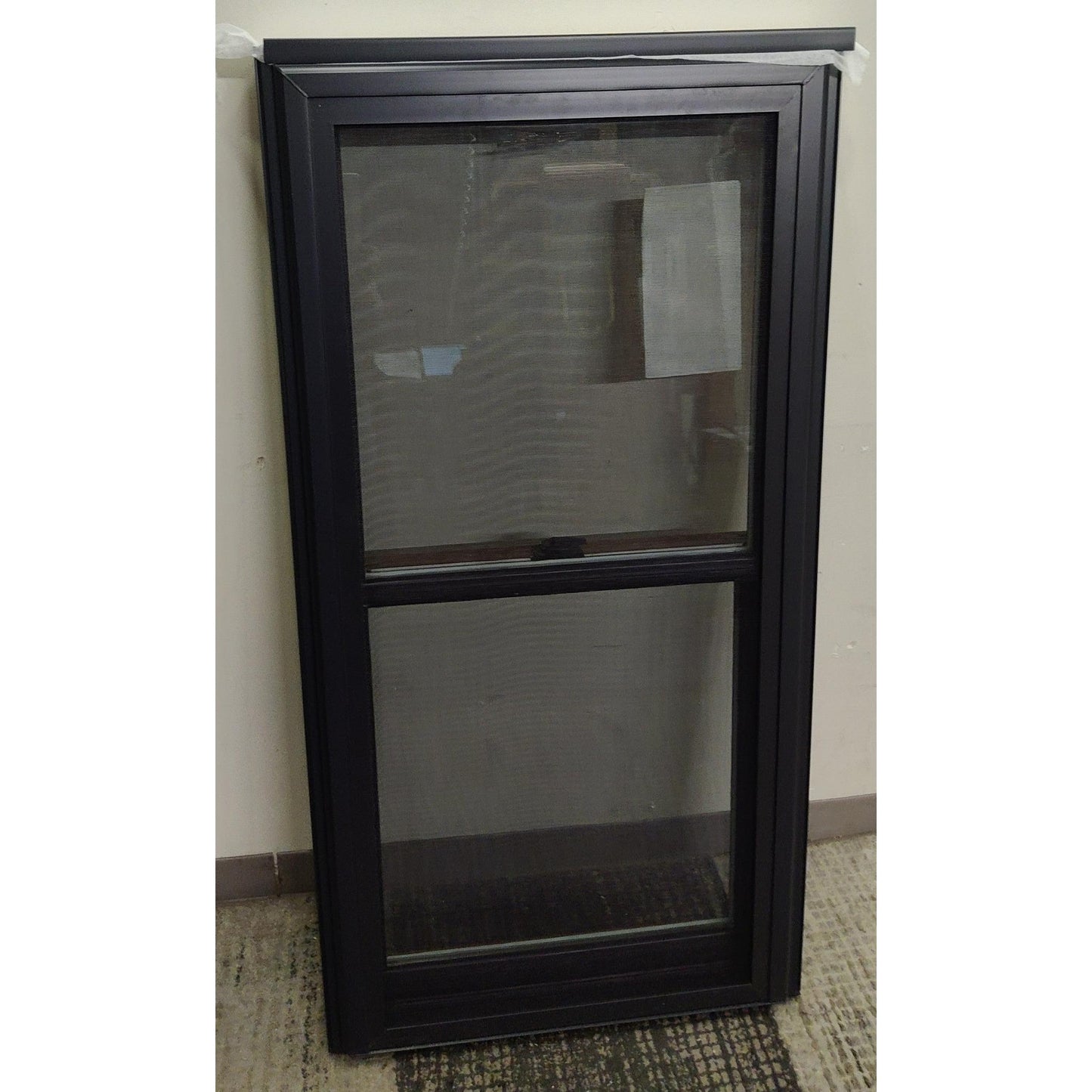 Double Hung Window 27.5x53.5