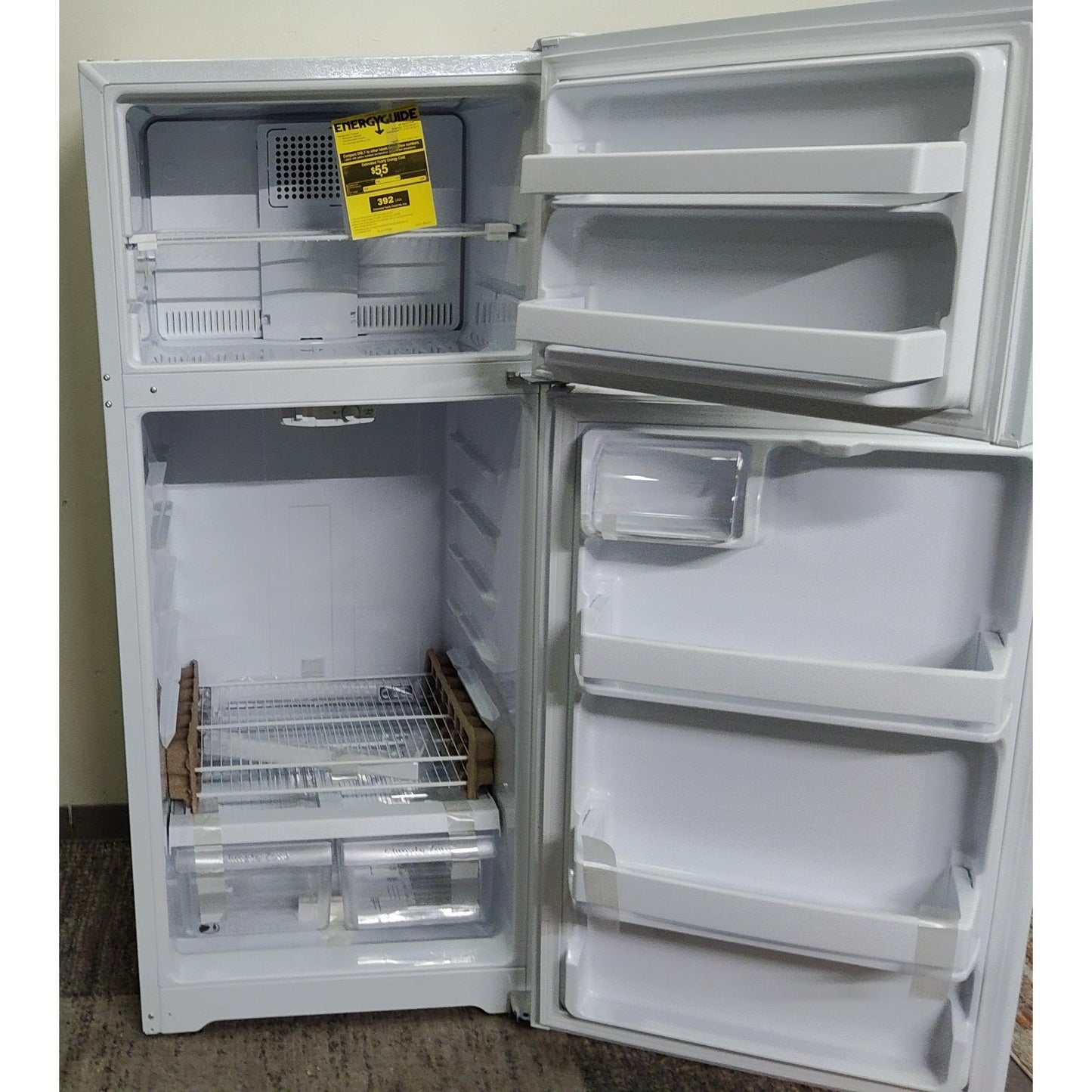 ReStore Select x GE 16.6 Cu. Ft. White Top-Freezer Refrigerator - FA804520 - FL