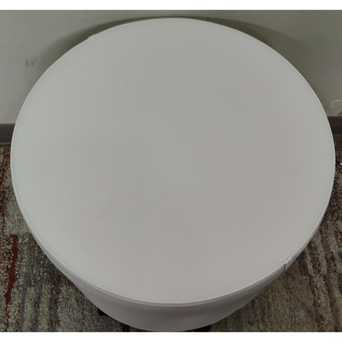 20" White Round Rolling Ottoman