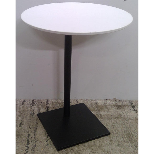 20" White Round Table