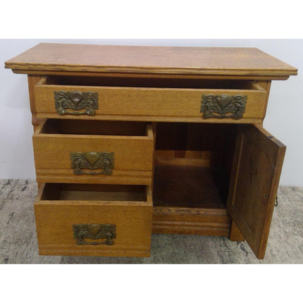 36" Antique Victorian Wood Washstand (Added 08/12/2026)