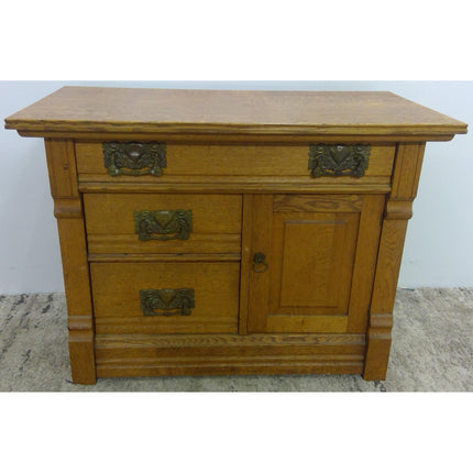 36" Antique Victorian Wood Washstand (Added 08/12/2026)