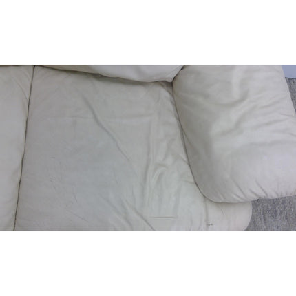 61" Loveseat