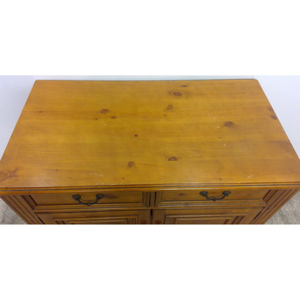 44" TV Stand