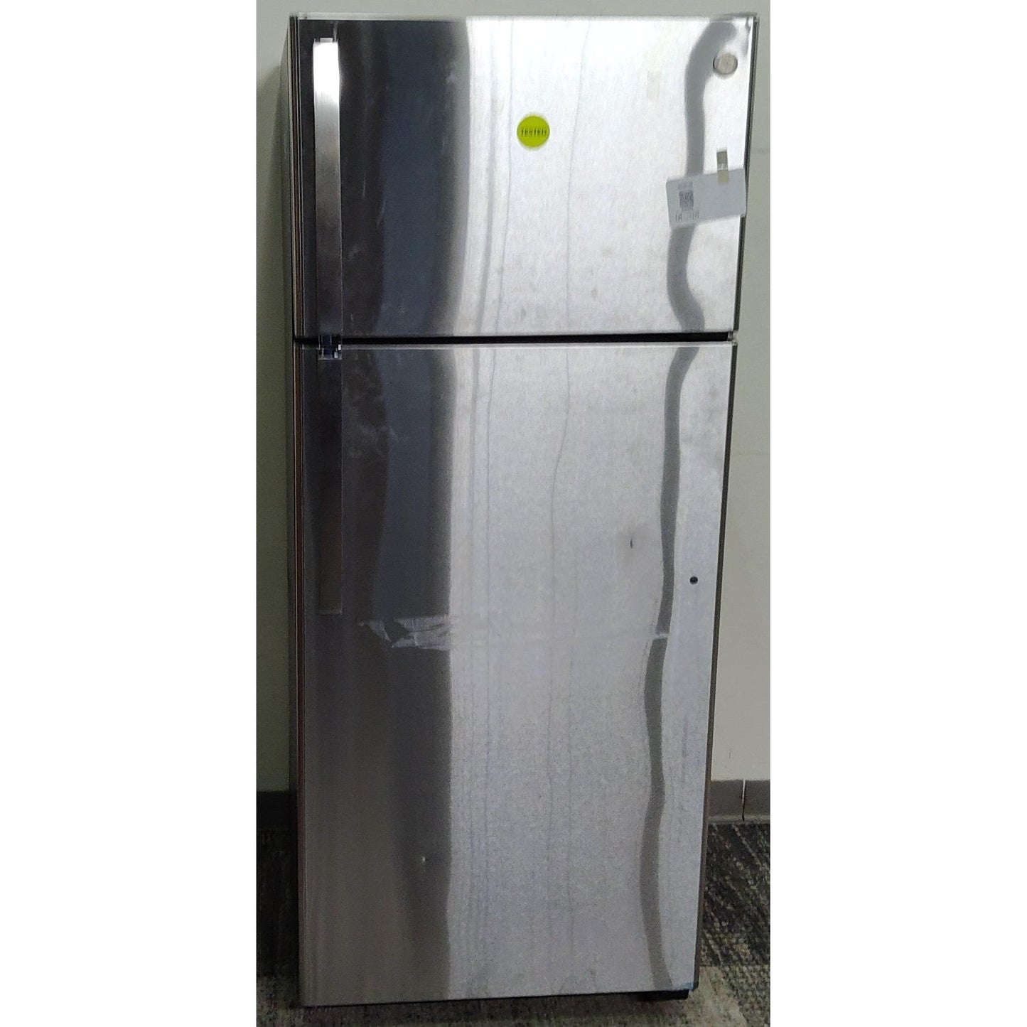 ReStore Select x GE Energy Star 17.5 Cu. Ft. Top-Freezer Refrigerator - TZ73152 - FL