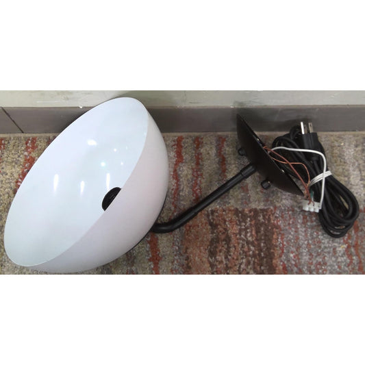 Single-Light Sconce