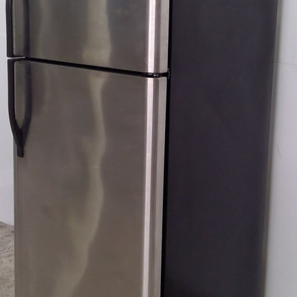 Kenmore Refrigerator in Stainless Steel