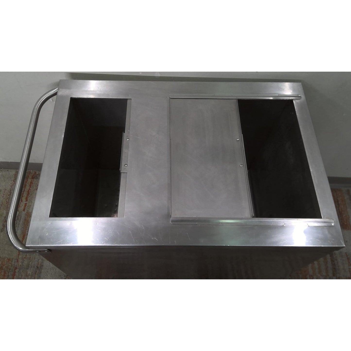 36" x 24" Portable Ice Bin