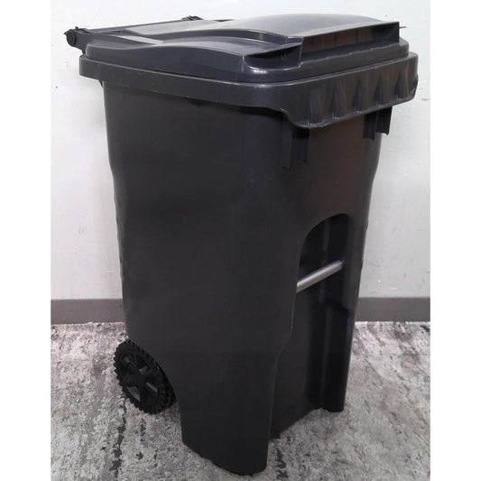 Trash Can with Attached Wheels and Lid