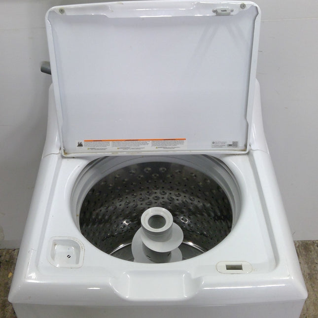 GE 4.5 cu. ft. Capacity Washer with Stainless Steel Basket