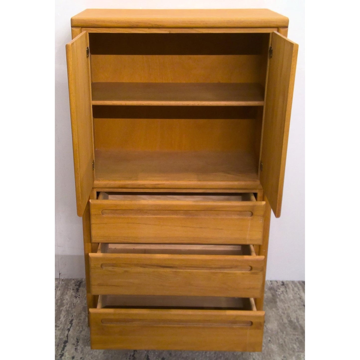 Armoire