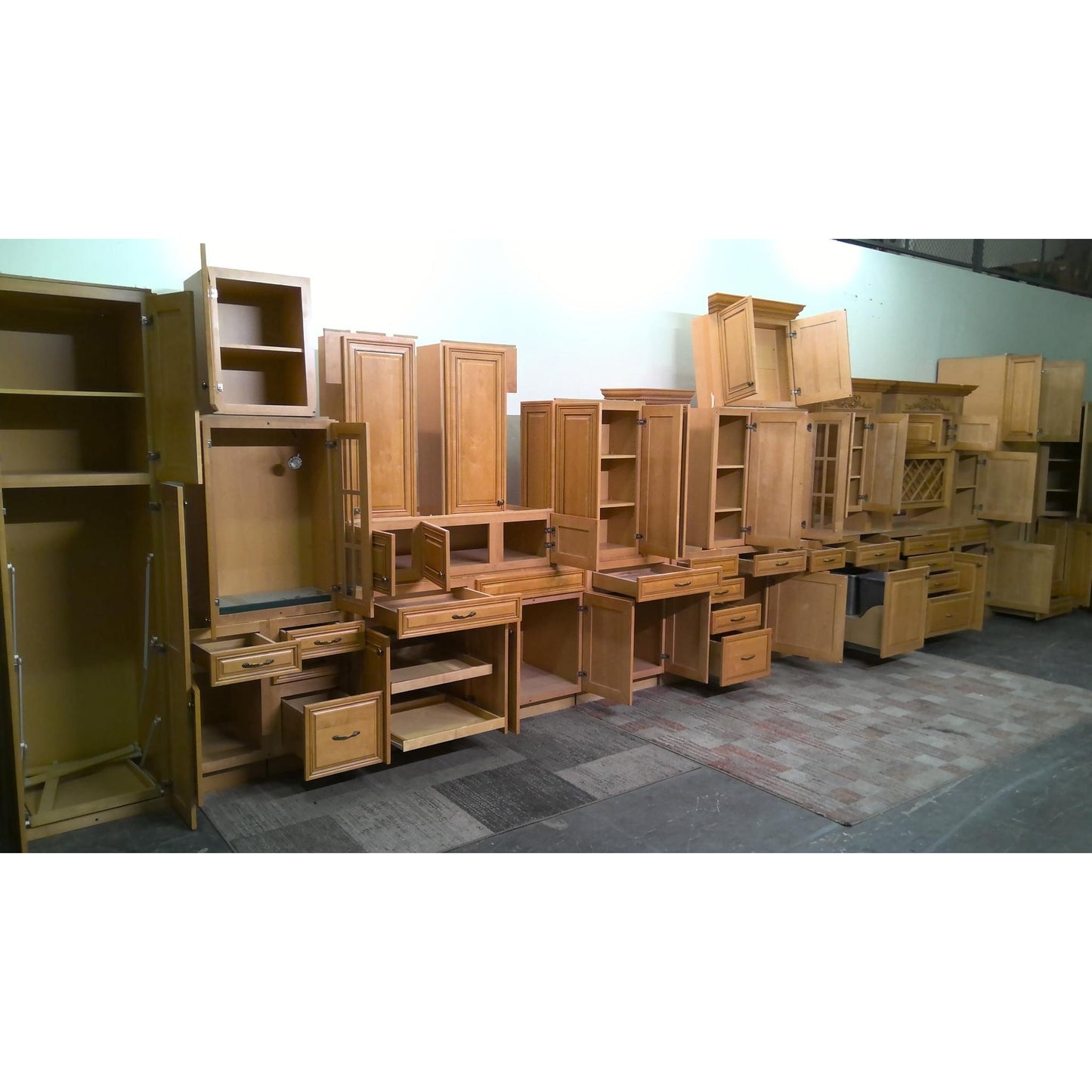 33 Piece Cabinet Set