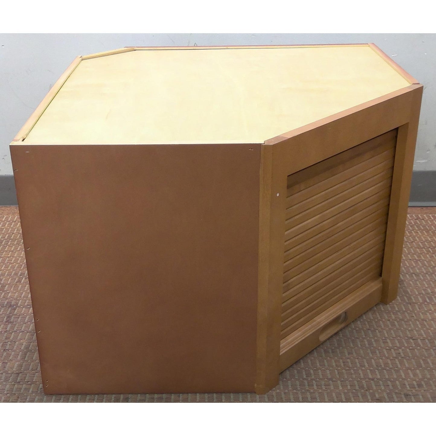 27" Corner Countertop Cabinet