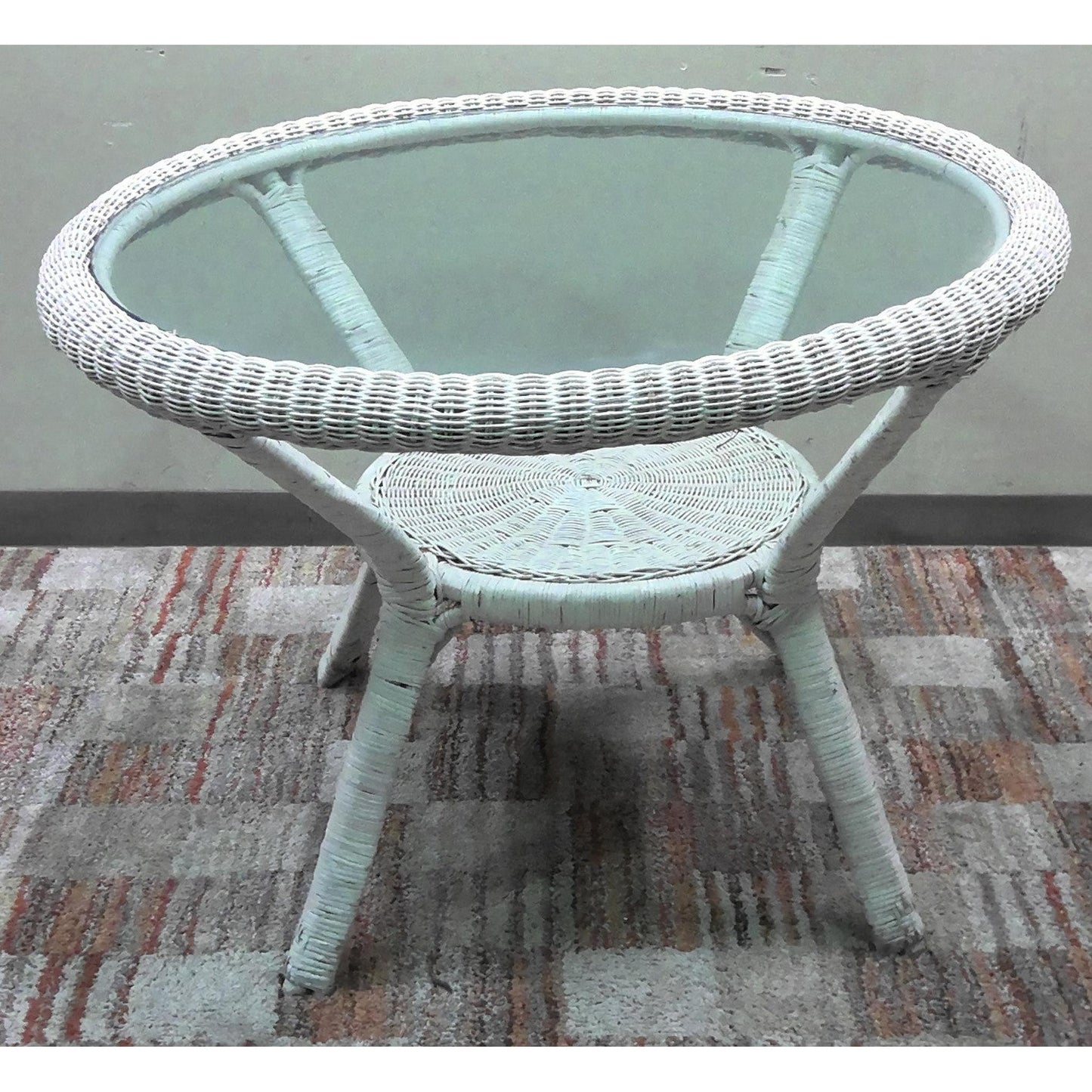 Resin Wicker Patio Table with Inset Glass Top