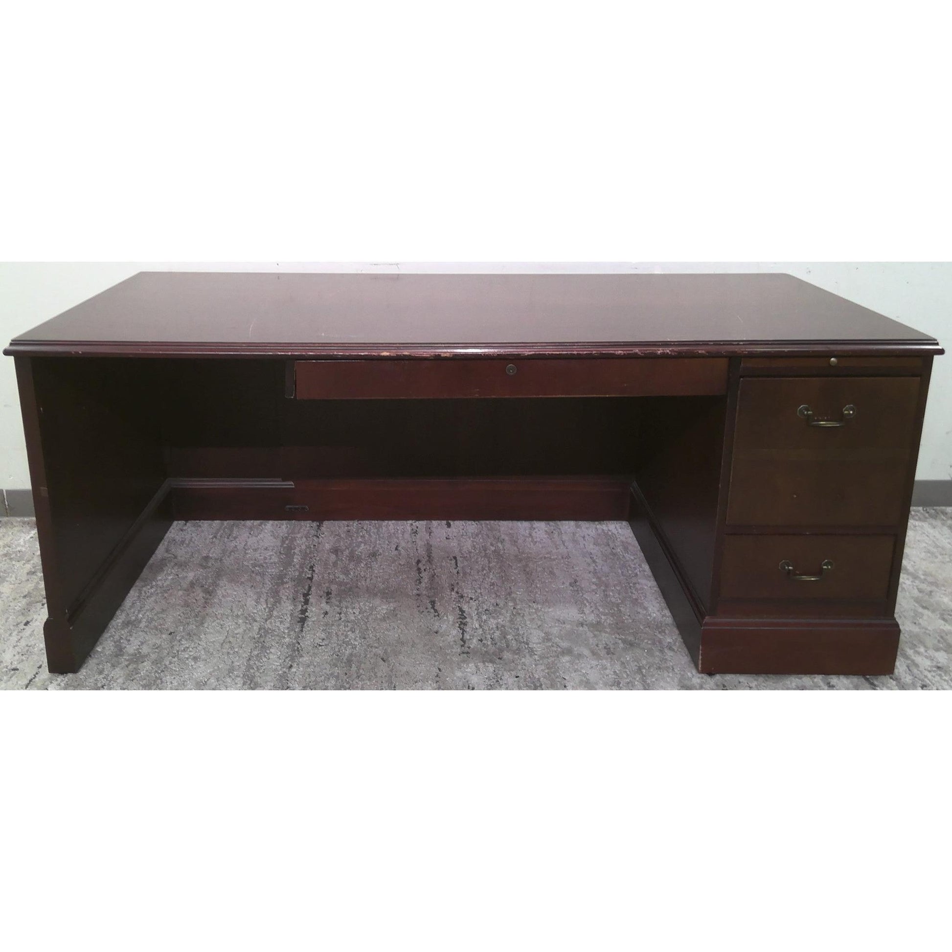 Large Desk
