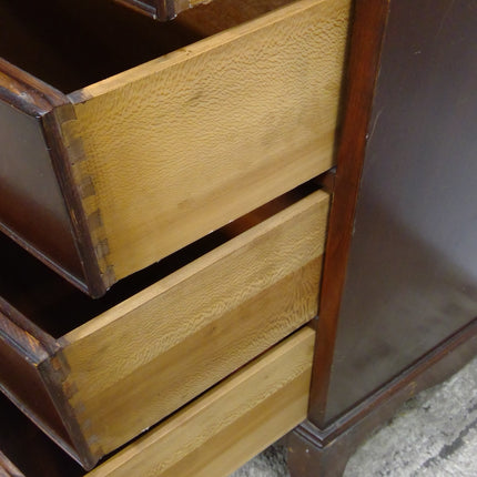 4-Drawer Chest of Drawers