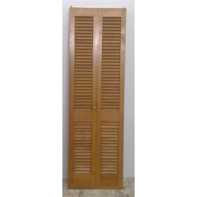 24" x 78.5" Louver Bifold Door