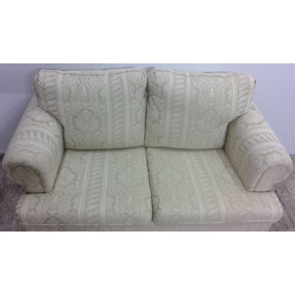 62" Loveseat