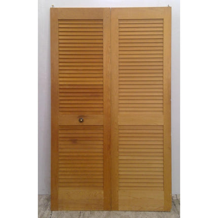 48" x 80" Louver Bifold Door