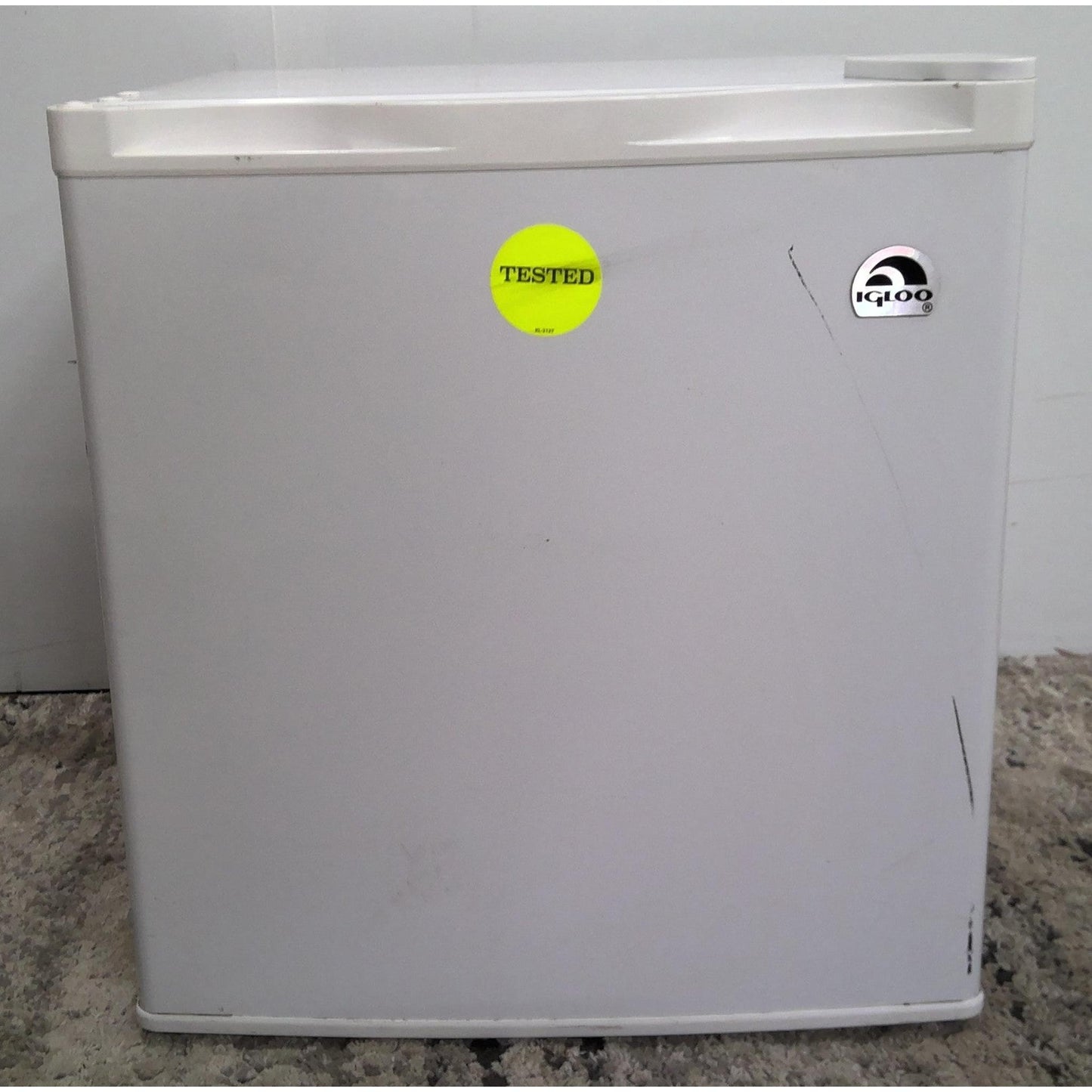1.6 Cu. Ft. White Igloo Refrigerator