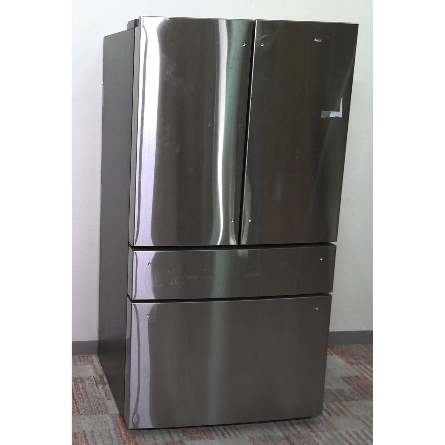 ReStore Select x Café ENERGY STAR 28.7 Cu. Ft. Smart 4-Door French-Door Refrigerator With Dual-Dispense AutoFill Pitcher - RZ139927 - FL