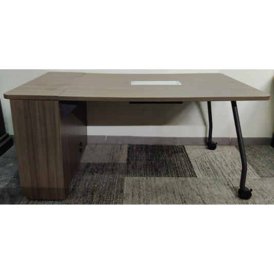 61" Rolling Desk