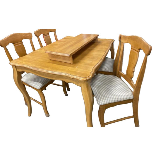 Kitchen table