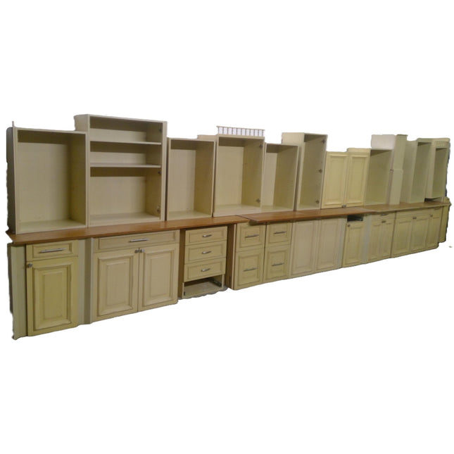 25 Piece Cabinet Set