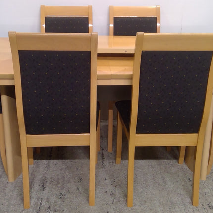 Dining Table with 6 Chairs (Added 07/22/2026)