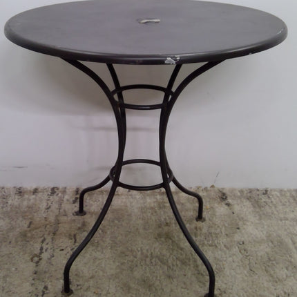 28" Round Metal Cafe Table