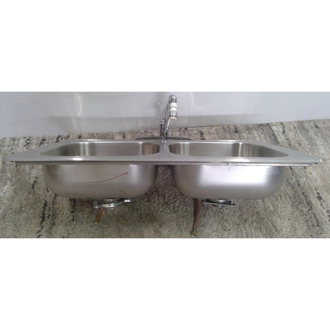 33" Double Bowl Stainless Steel Sink with Faucet