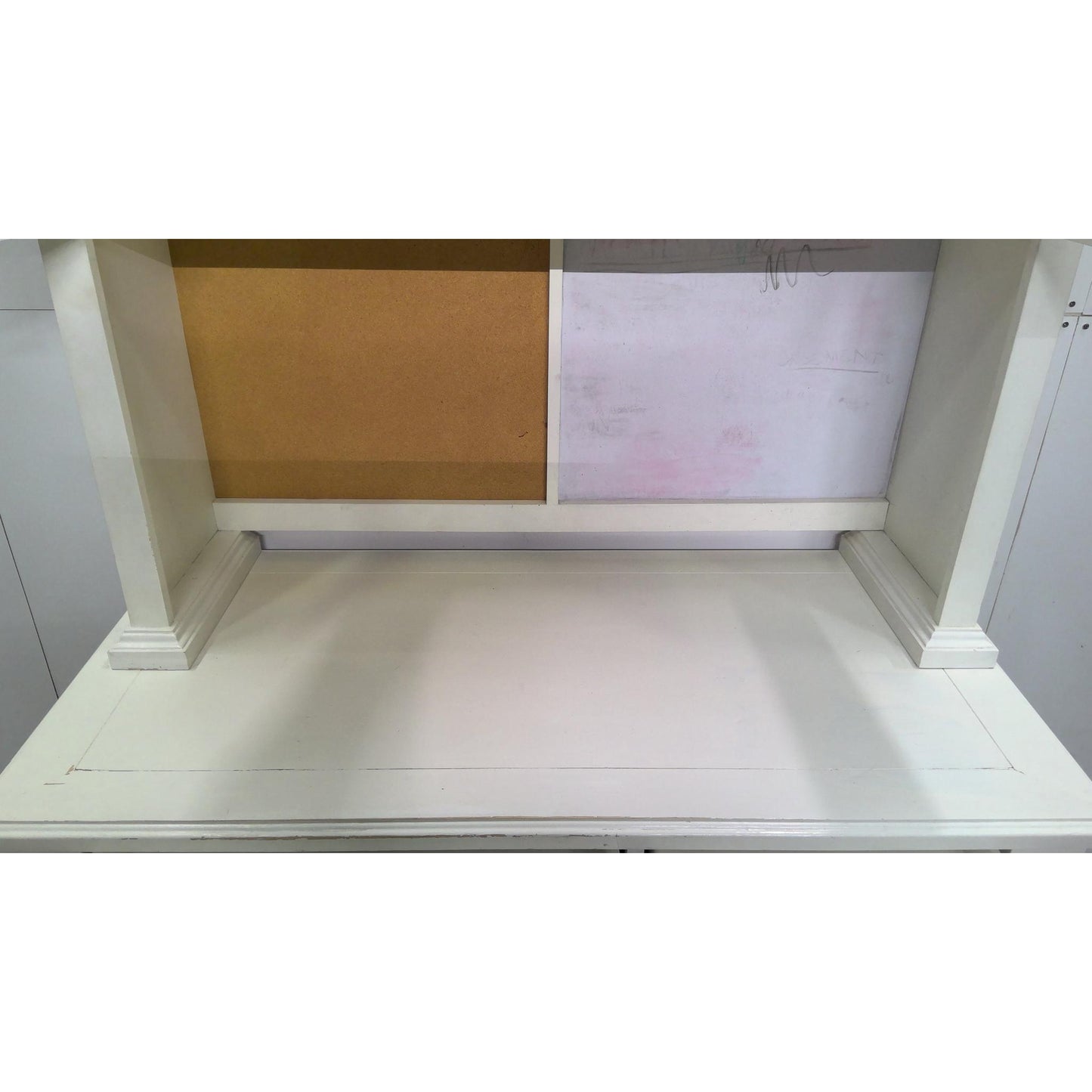 White Desk with Hutch