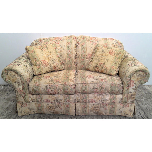 65" Floral Loveseat