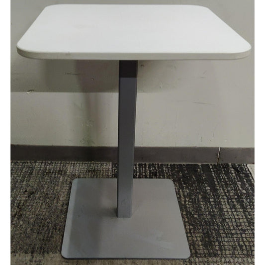 22" White Table