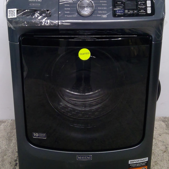 Maytag Pet Pro High Efficiency Stackable Large ( 5-cu ft ) Front Load Washer ( Midnight Steel )