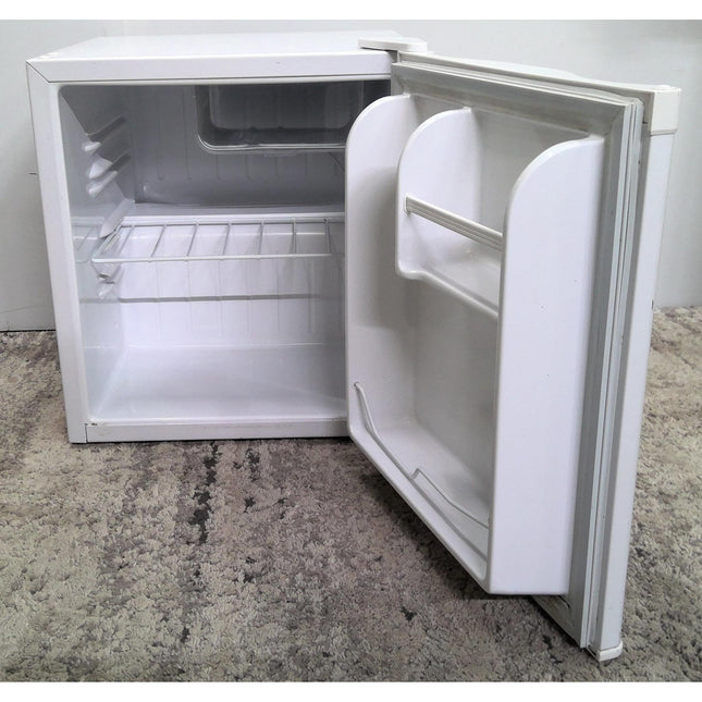 1.6 Cu. Ft. White Igloo Refrigerator