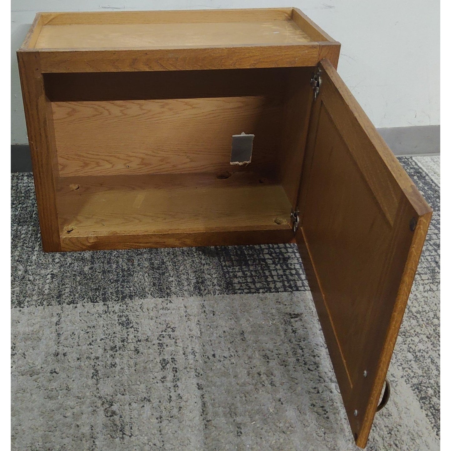 24" Upper Cabinet