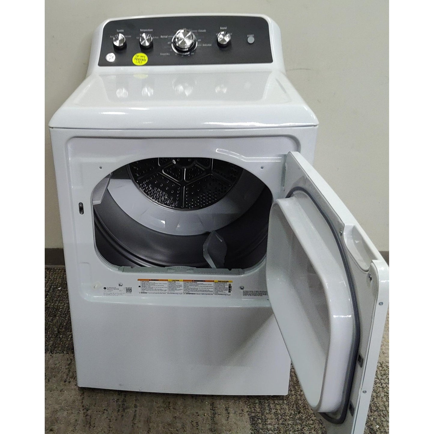 ReStore Select x GE 7.2 Cu. Ft. Gas Dryer with Extended Tumble - FA810604C - FL