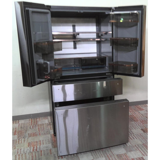 ReStore Select x Café ENERGY STAR 28.7 Cu. Ft. Smart 4-Door French-Door Refrigerator With Dual-Dispense AutoFill Pitcher - RZ139927 - FL