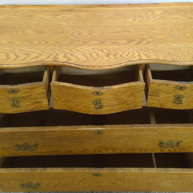 Antique Oak 5-Drawer Dresser