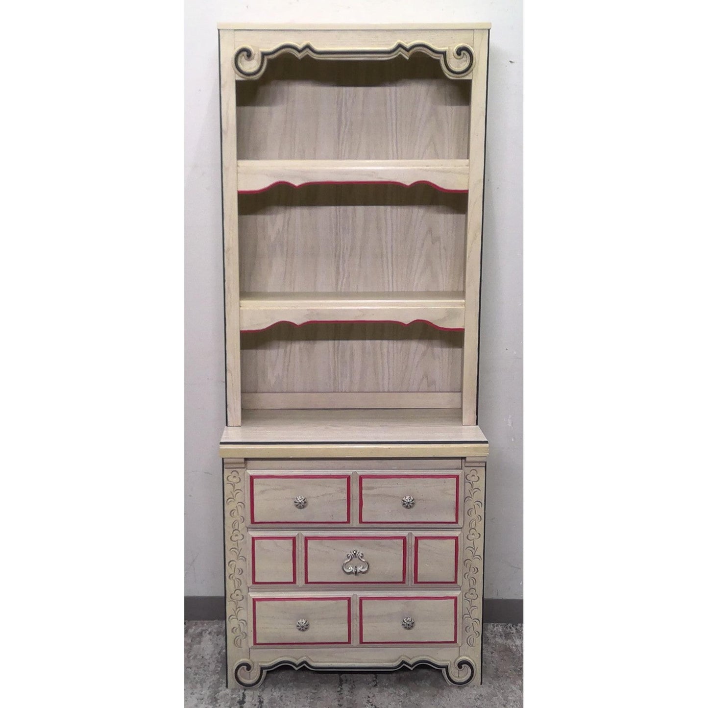 Small Dresser with Hutch