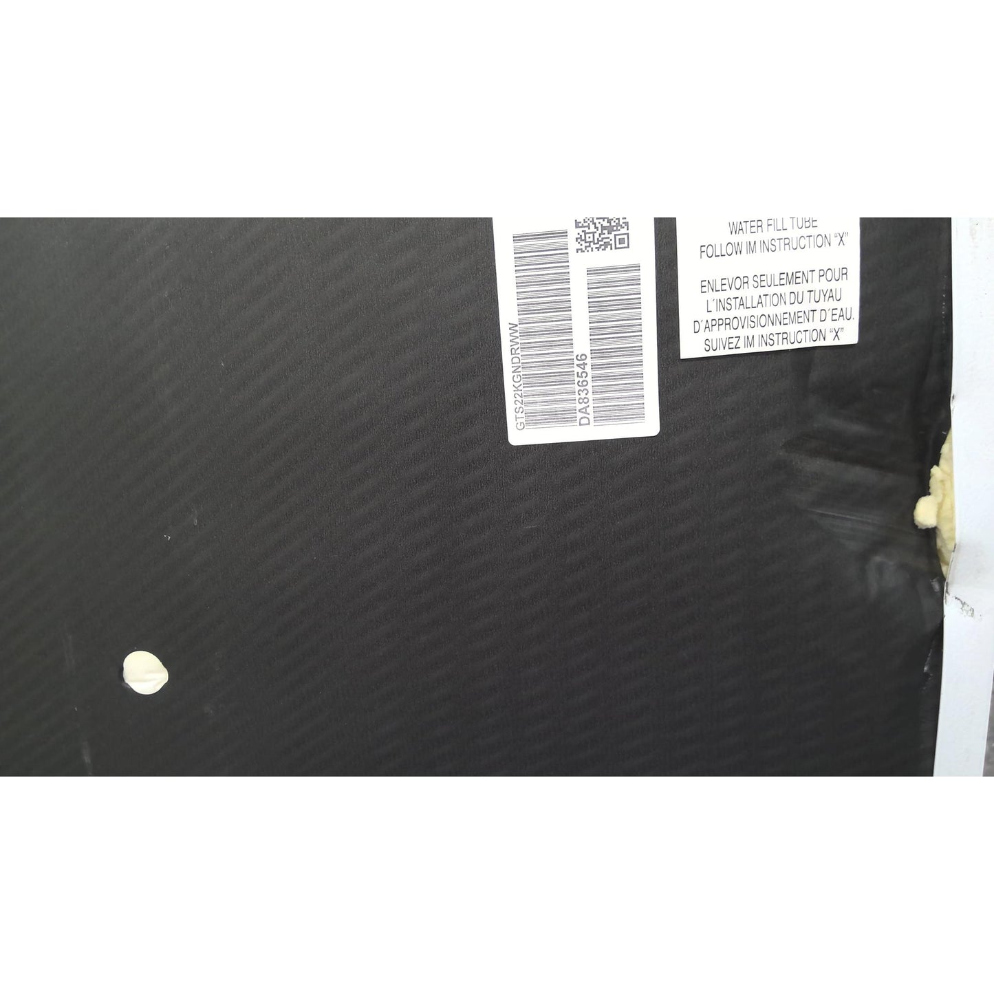 ReStore Select x GE 21.9 Cu. Ft. Top-Freezer Refrigerator - DA836546 - FL